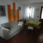 Martorey Cir 10 Apartment