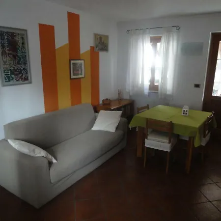 Martorey Cir 10 Apartment
